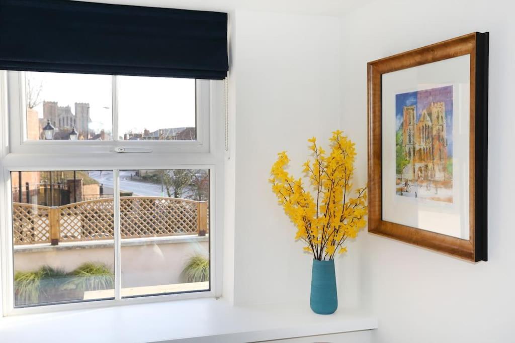 Central Ripon Apartment - View Of The Cathedral! エクステリア 写真